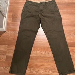 Gap Lived in Slim men’s Olive green 5 PKT Pant